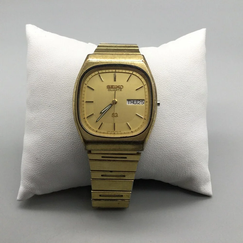 Seiko SQ Watch Women 33mm Gold Tone Day Date 8223-5359 BROKEN PARTS REPAIR 7.75